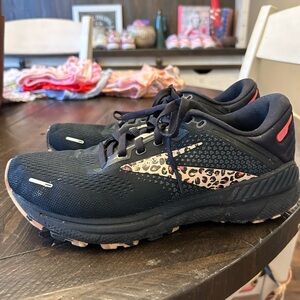 Brooks women's running shoes